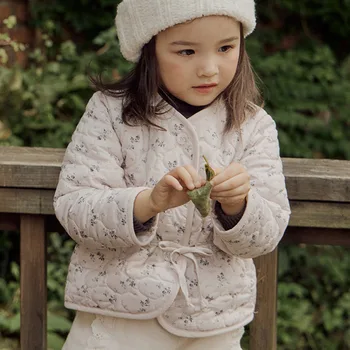 Mother Kids Одежда для девочек с хлопковой подкладкой 2023 Осень/зима Корейские детские девочки Иностранный стиль Цветочная талия Тонкое хлопковое пальто