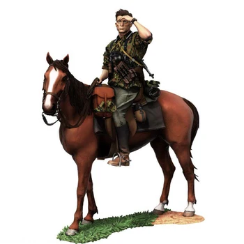 Смола Рисунок 1/18 Древний офицер сидит с лошадью Модель Несобранная неокрашенная фигура Строительный комплект